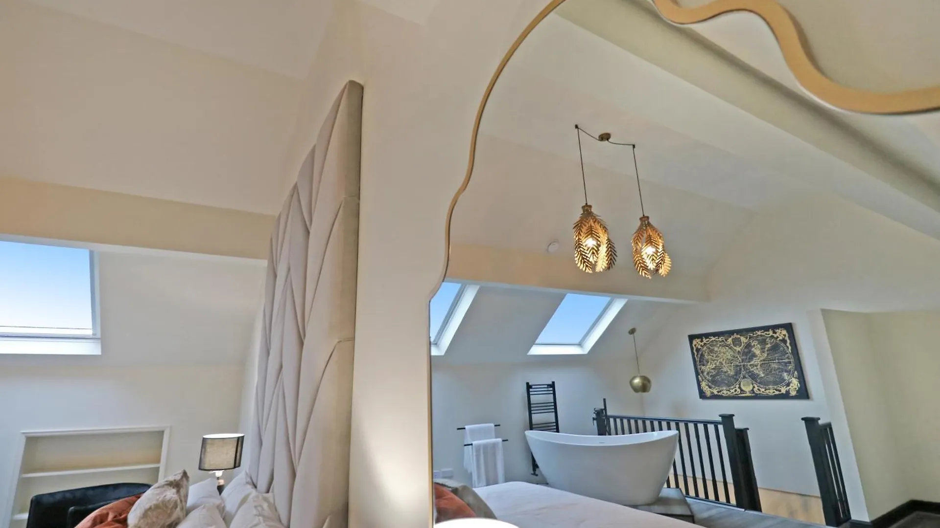 Black Pearl Stays - Saltburn Apartments  Saltburn-by-the-Sea