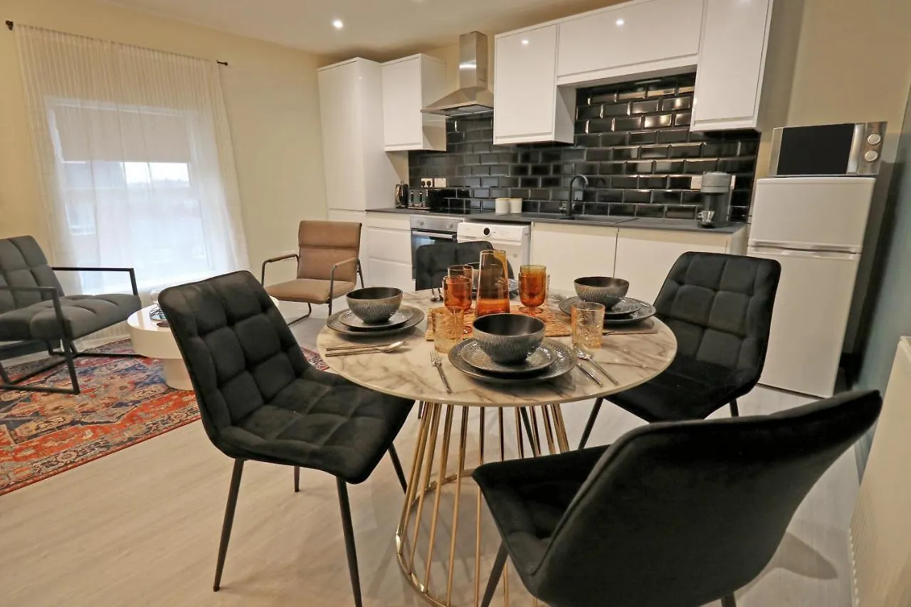 Black Pearl Stays - Saltburn Apartments