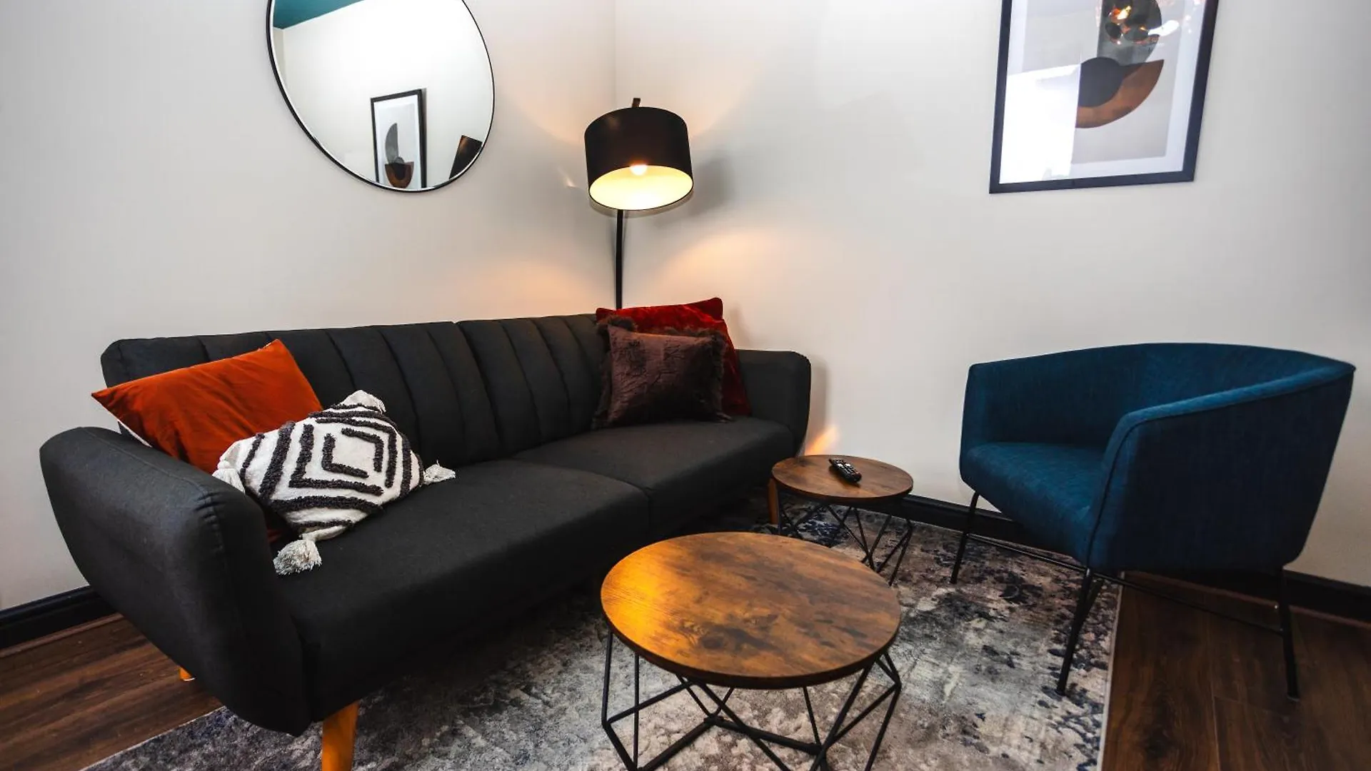 Black Pearl Stays - Saltburn Apartments  Saltburn-by-the-Sea