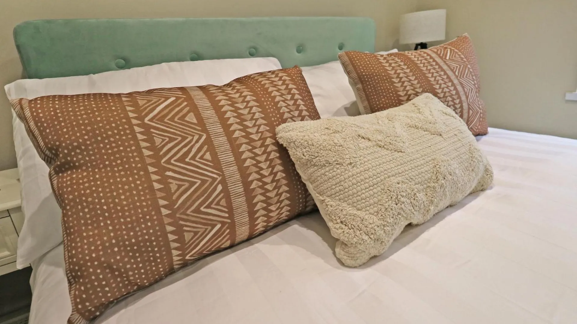 Black Pearl Stays - Saltburn Apartments United Kingdom